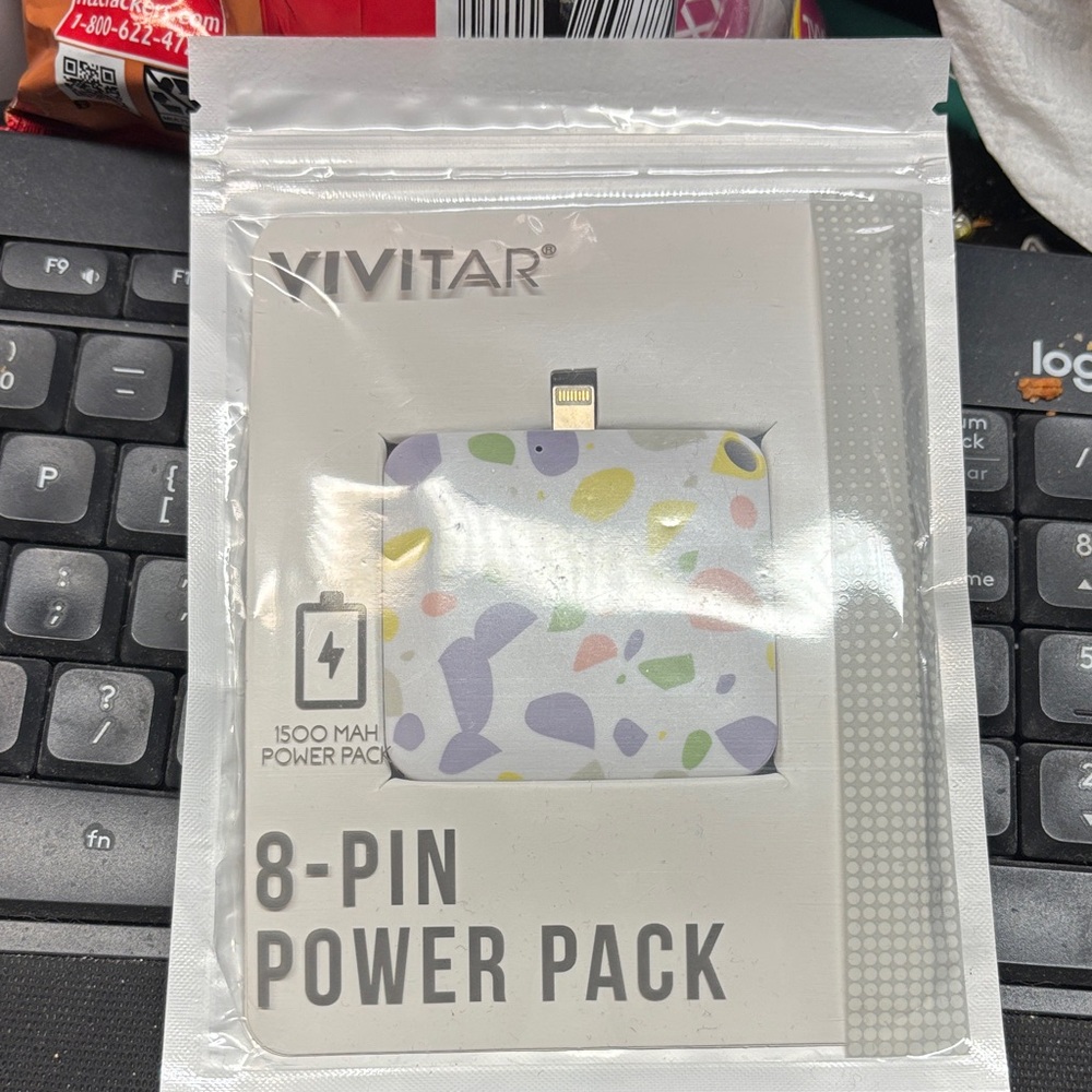 Vivitar 8-Pin Power Pack - Multicolor